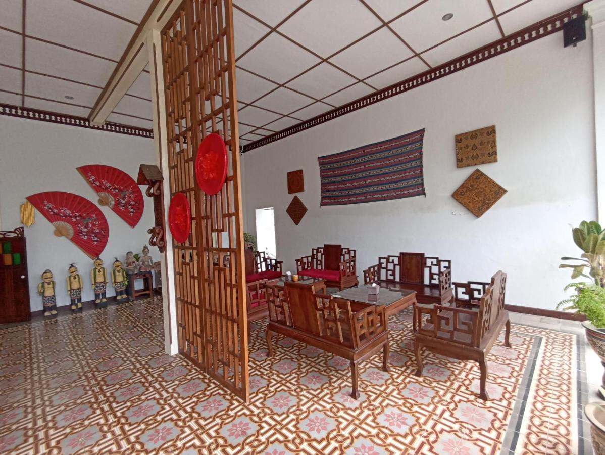 Mruyung Guest House Kota Lama Banyumas Mitra Reddoorz Dış mekan fotoğraf